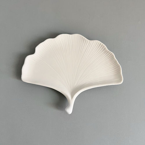 Bandeja con forma de hoja ginkgo