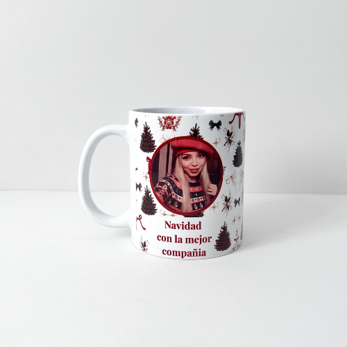 Taza navideña personalizada. Foto y frase