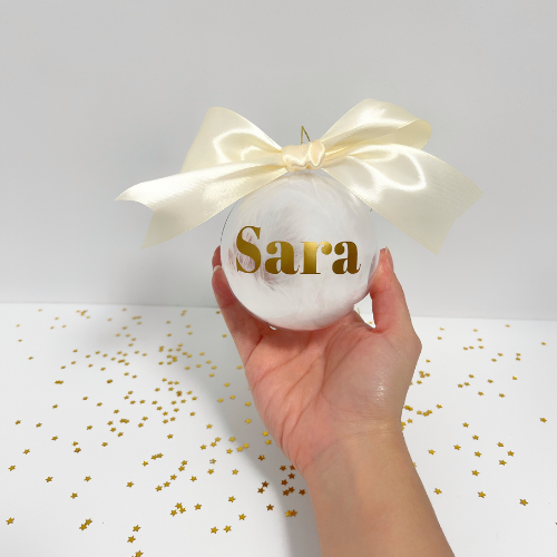 Bola de navidad personalizada con nombre - 8 cm transparente, rellena de plumas